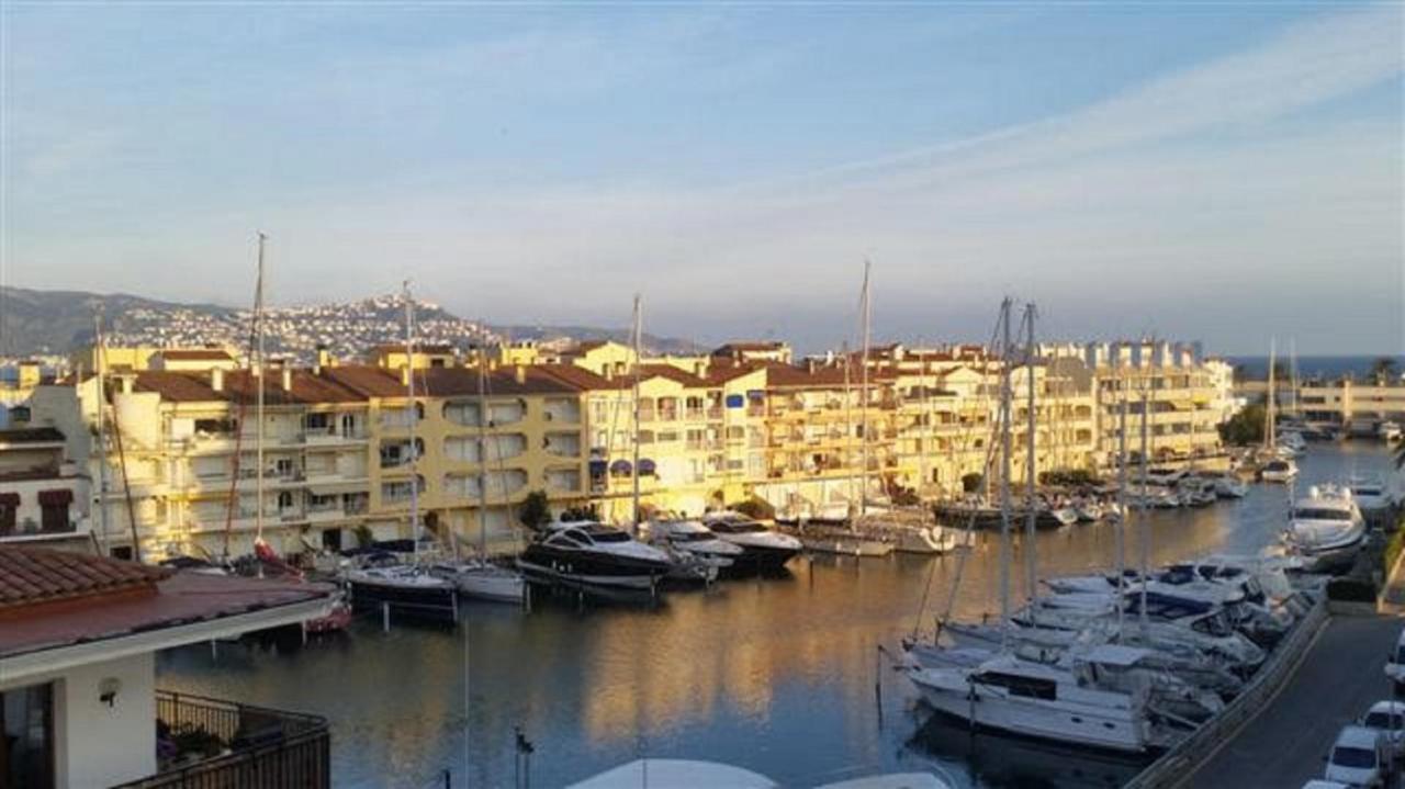 Estudio Vistas Marina Y Mar Ref 295 Empuriabrava Esterno foto